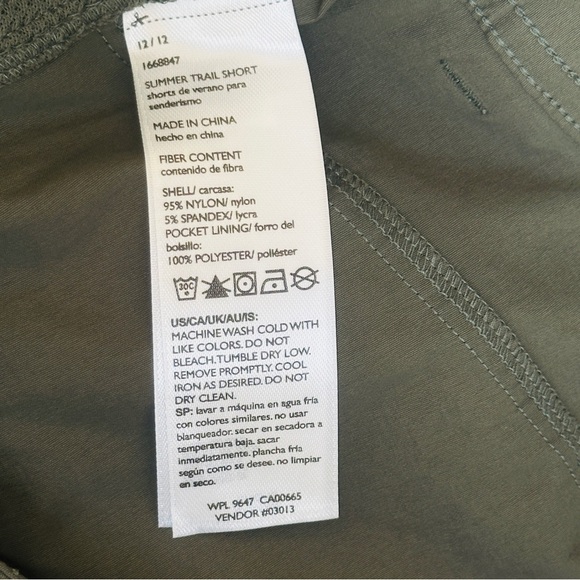 Eddie Bauer Women’s Summer Trail Cargo Shorts Olive Green Size 12 - Picture 4 of 8